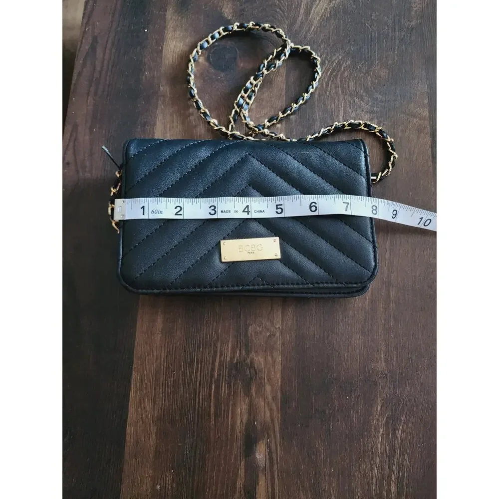 BCBG Paris Black Quilted Gold Chain Strap Crossbody Handbag Purse - Picture 5 of 6